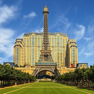 The Parisian Macao